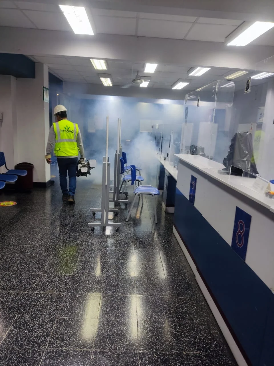 FUMIGACIÓN Y DESINFECCIÓN